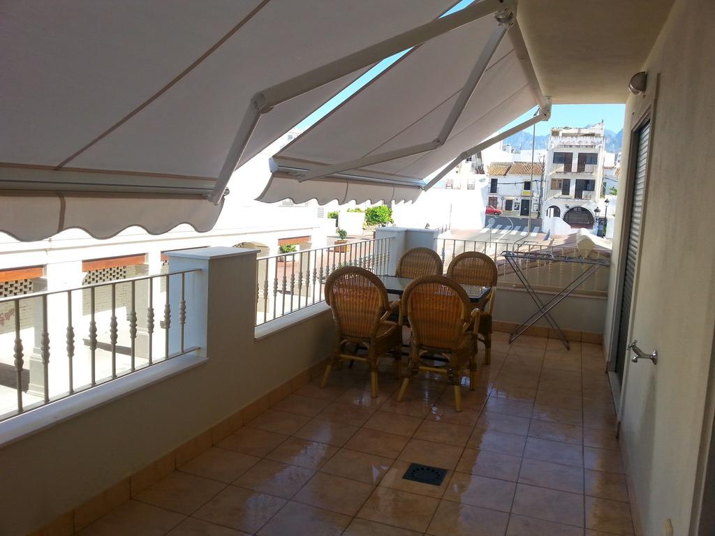 Apartamento Plaza Espana Нерха Экстерьер фото
